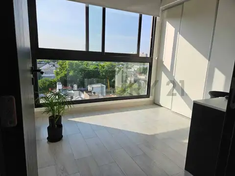 Llavallol 2500, Piso 6