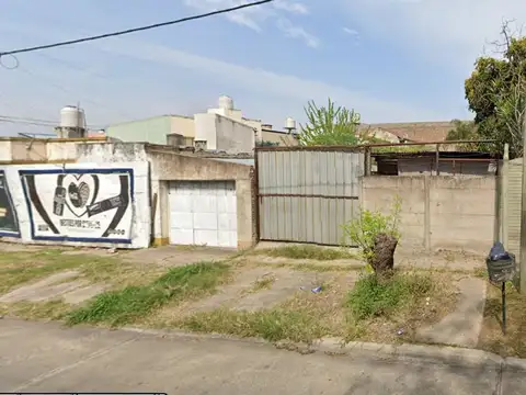 LISANDRO DE LA TORRE 2000