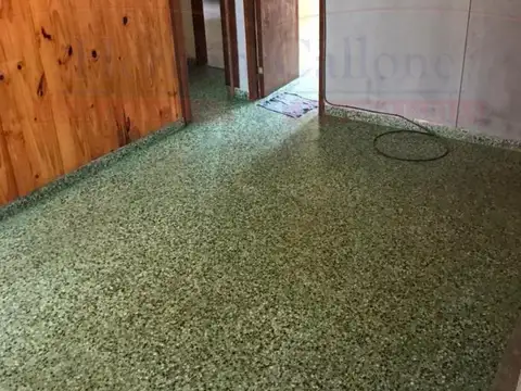 Depto Tipo Casa en Venta de 5 ambientes