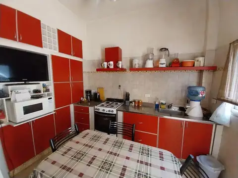 Depto Tipo Casa 4 ambientes con 2 baños