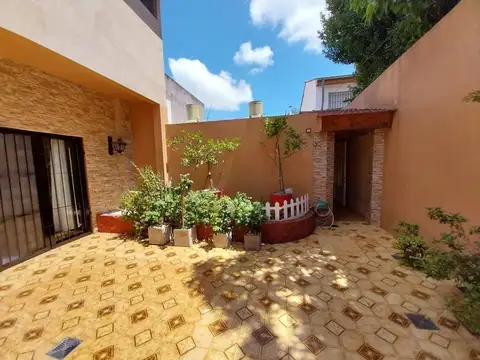 Depto Tipo Casa en Venta de 3 dormitorios