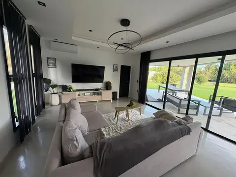 Casa en Venta en Haras San Pablo, USD 310.000