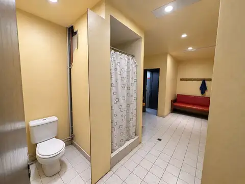 VENTA DE DEPOSITO INTERNO EN LANUS OESTE
