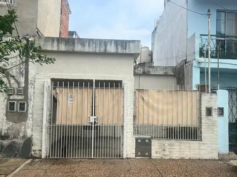 CASA A REMODELAR EN MORON