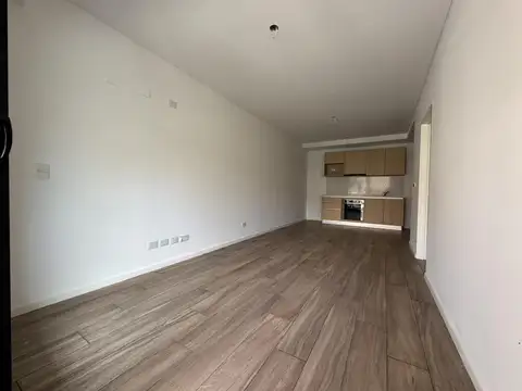 Oficina 2 ambientes con 1 baño