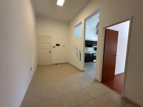 Venta PH 2 ambientes Lomas de Zamora.