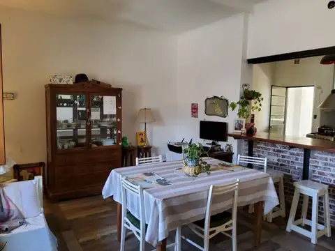 SE VENDE CASA