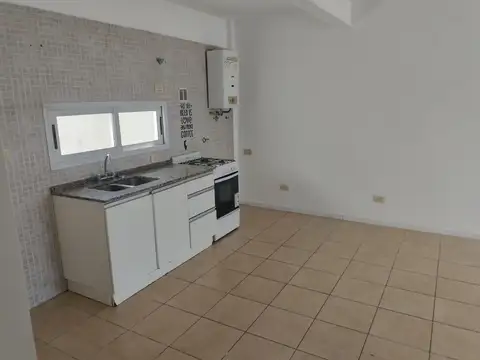 Departamento en Alquiler en Villa Pueyrredon, $ 900.000