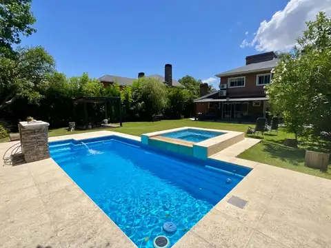 Casa en Venta de 4 dormitorios