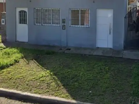 Calle Crisólogo Larralde 1100