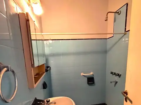Depto Tipo Casa en Venta con 1 cocheras