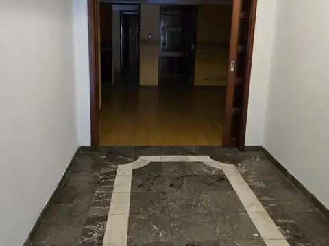 Departamento en Venta de 6 ambientes