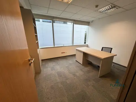 Oficina Monoambiente con 2 baños