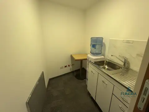 Oficina en alquiler puerto madero 100m2 + cochera
