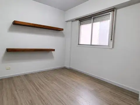 Departamento 2 Ambientes en Muy Buena Ubicacion. Oportunidad! Ideal Inversor