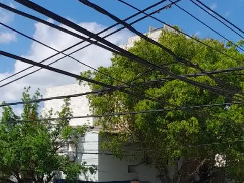 CASA EN ESQUINA BARRIO FOMNTO 9 DE JULIO