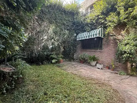 Casa en Villa Urquiza Lote Propio Zona Residencial