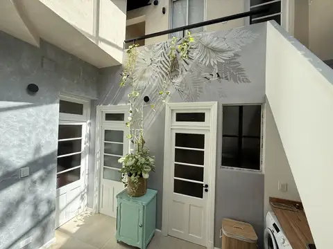 Depto Tipo Casa 4 ambientes con 2 baños