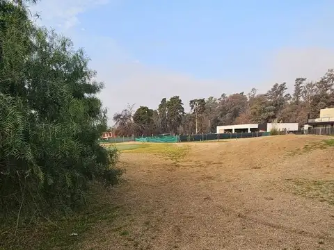 Terreno en Venta en Medal Country club, USD 30.000