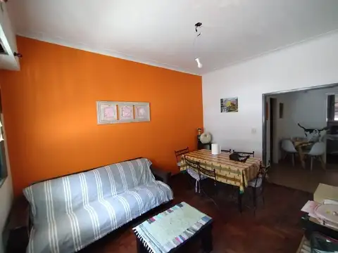 Depto Tipo Casa en Alquiler en Villa del Parque, $ 1.250.000