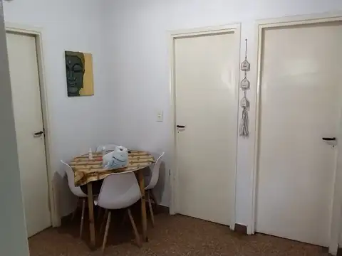Depto Tipo Casa en Alquiler con 1 cocheras