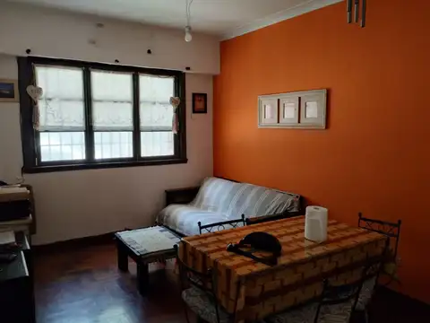 Depto Tipo Casa en Alquiler de 2 dormitorios
