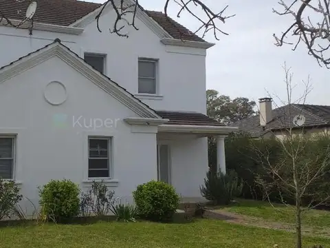 Casa en Alquiler de 3 dormitorios