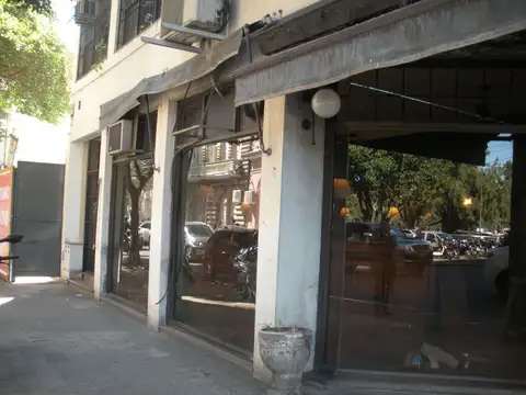 Local en Alquiler 62 años