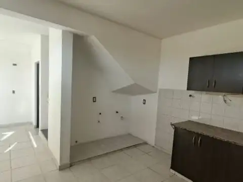 DUPLEX EN ALQUIILER BARRIO LOS SAUCES
