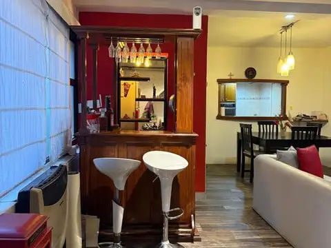 Departamento 5 ambientes con 2 baños