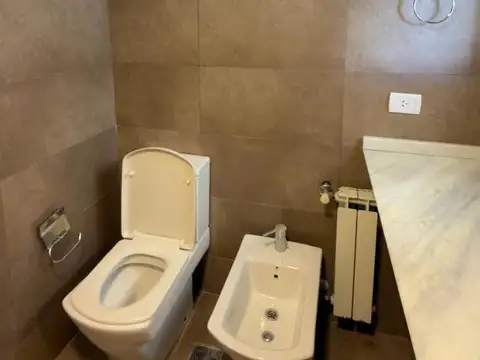 Departamento en Alquiler con 2 cocheras