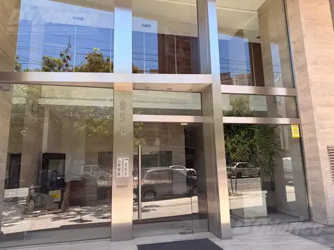 Departamento 2 dormitorios y cochera en alquiler en Caballito.