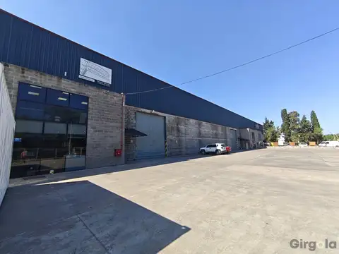 Galpón en alquiler de 1000m2 sobre Acceso Oeste