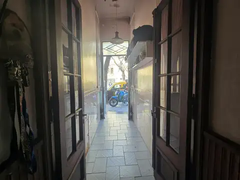 Depto Tipo Casa en Venta 50 años