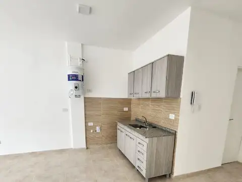 Departamento en Alquiler en Wilde, $ 650.000
