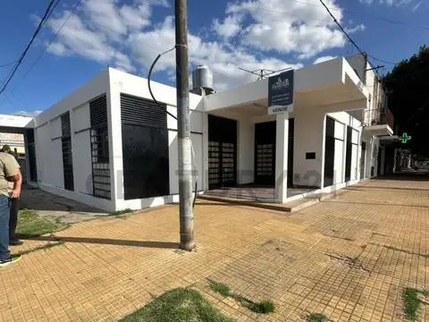133 Esquina 62 , Piso 0