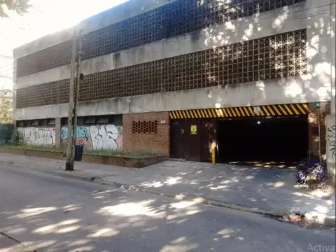 Cochera a la venta en Vicente Lopez