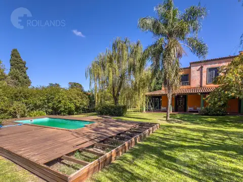 Casa 5 ambientes con 5 baños