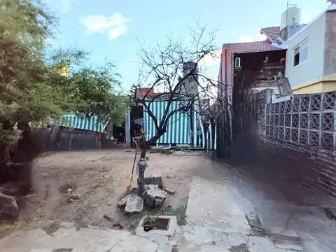 VENTA CASA A RECICLAR PALOMAR 3 AMB. PLANTA BAJA