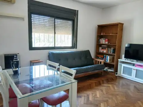 Departamento de 2 dormitorios - Pellegrini 25 bis PB