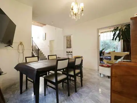 Depto Tipo Casa en Venta con 1 cocheras