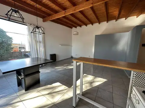 Departamento en Alquiler en Tolosa, $ 570.000