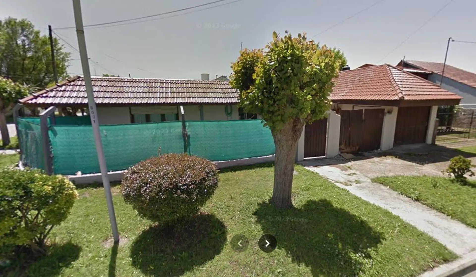 Casa en esquina inmejorable ubicacion