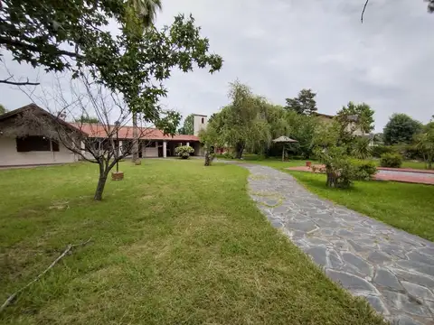 SDA. Venta. Casa 3 ambientes. Ruben Dario al 300, Parque Sakura. Exaltacion de la Cruz