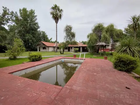 Venta Casa 3 amb en  Barrio Parque Sakura, Exaltacion de la Cruz limite con Pilar