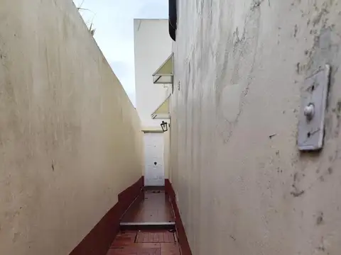 Depto Tipo Casa en Venta de 2 ambientes