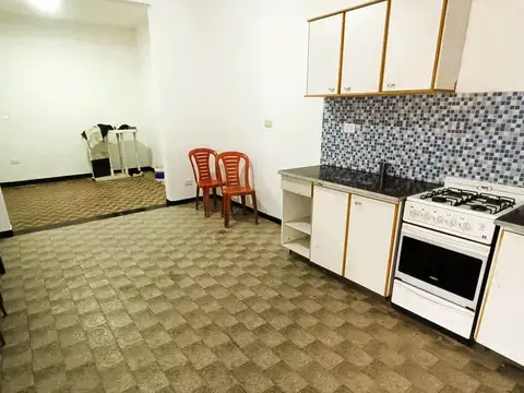 Depto Tipo Casa en Alquiler de 2 dormitorios