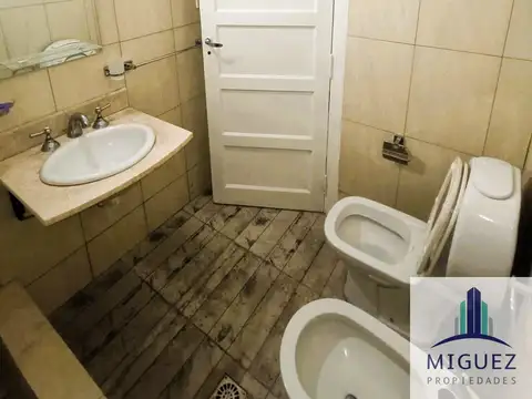 Depto Tipo Casa 3 ambientes con 1 baño