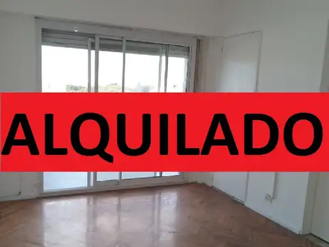 Muy buen depto de 1 Ambiente al frente con balcon