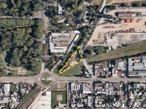 LOTE EN VENTA LA PLATA CON GALPÓN Y OFICINAS